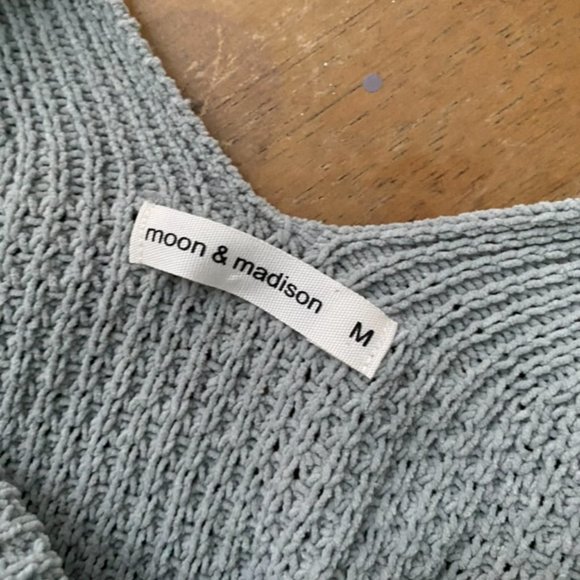 Moon & Madison Sage Green Cardigan Size Medium - Picture 4 of 10